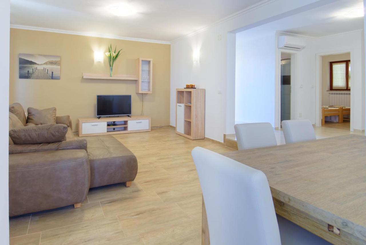 Apartments Belvedere By Rent Istria Plovanija Exterior photo