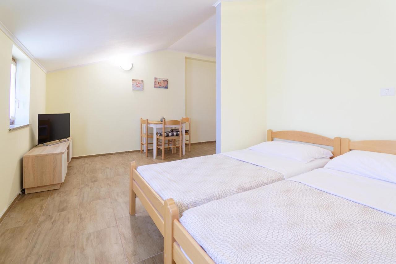 Apartments Belvedere By Rent Istria Plovanija Exterior photo